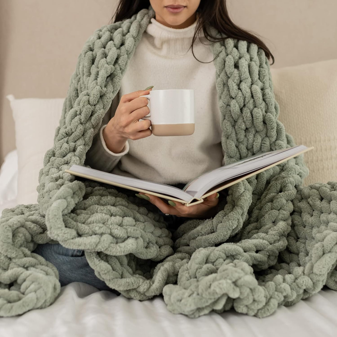 IXORA™  - COZY KNIT BLANKET